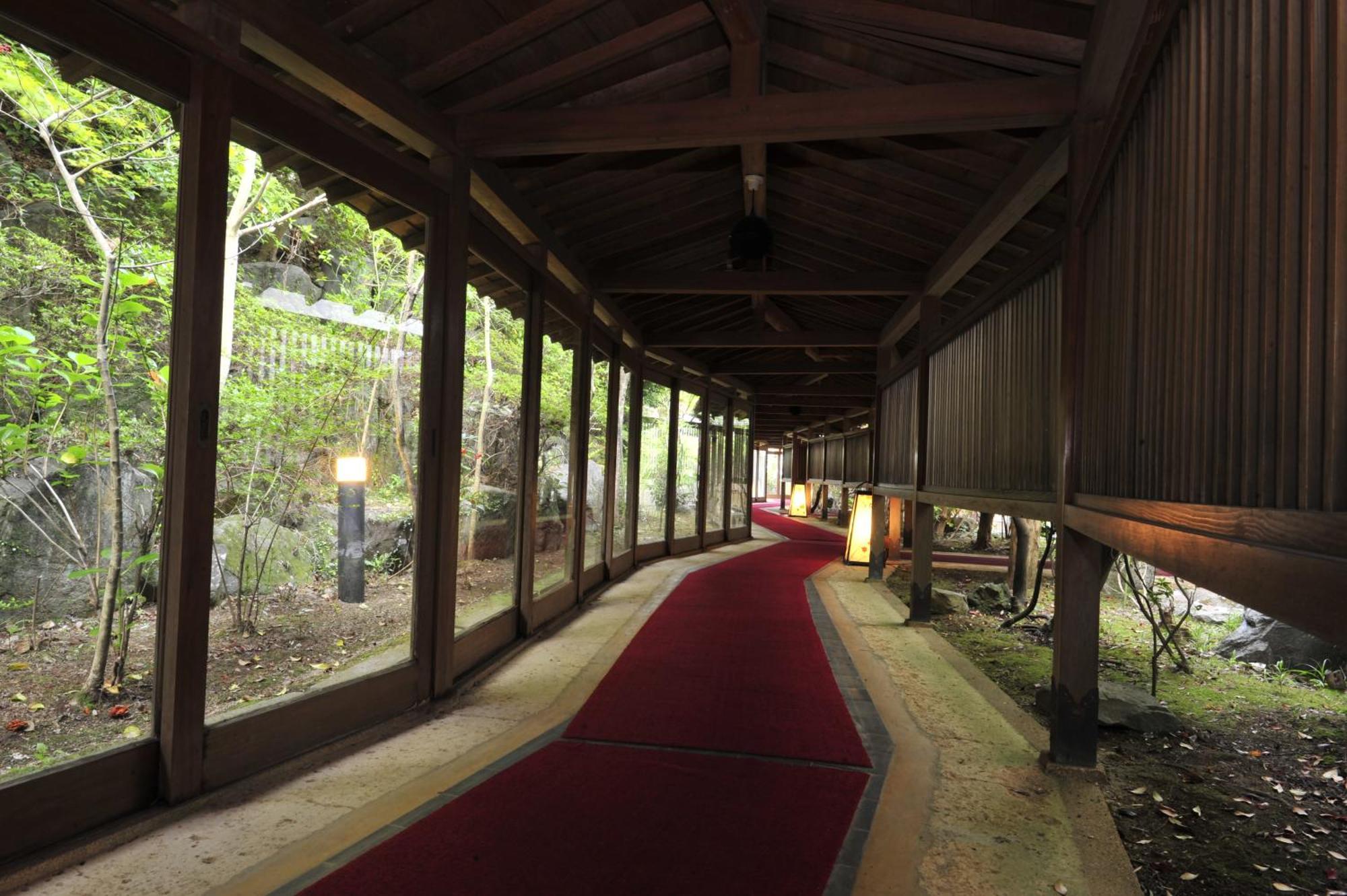 Nisshokan Bettei Koyotei Nagasaki Extérieur photo
