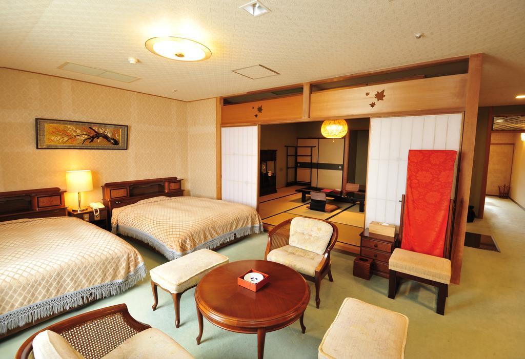 Nisshokan Bettei Koyotei Nagasaki Extérieur photo