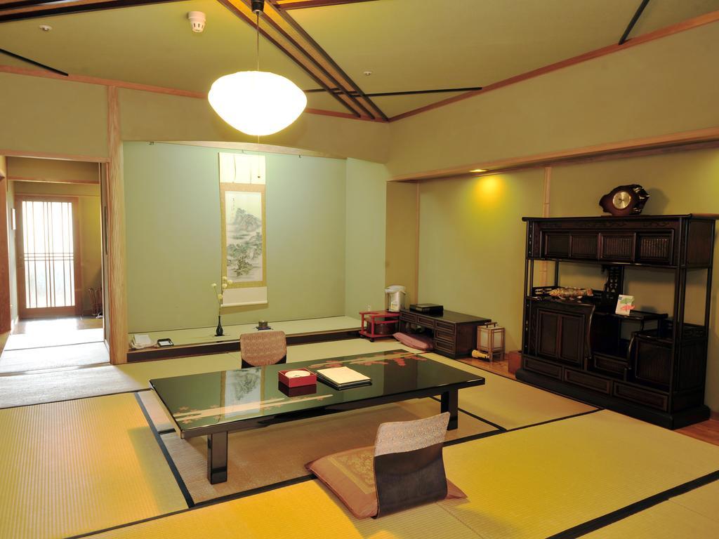 Nisshokan Bettei Koyotei Nagasaki Extérieur photo
