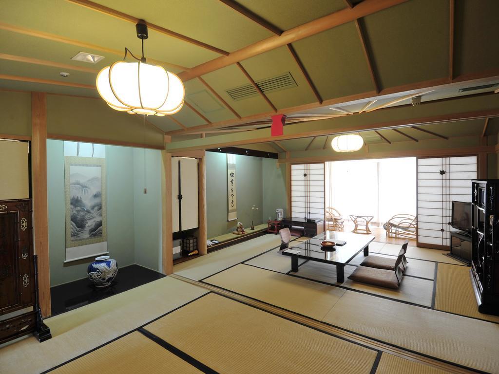 Nisshokan Bettei Koyotei Nagasaki Extérieur photo
