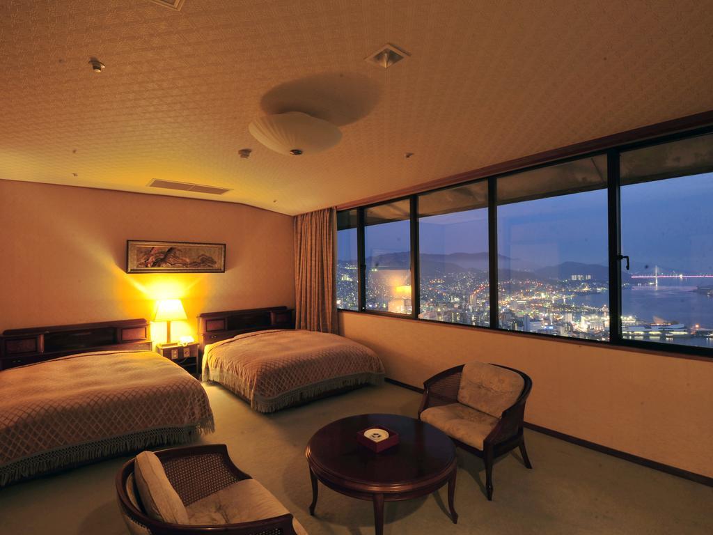 Nisshokan Bettei Koyotei Nagasaki Extérieur photo